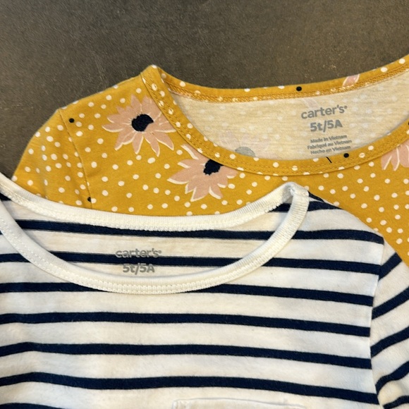 Bundle Carter’s two long sleeves tops 5t - Picture 4 of 5